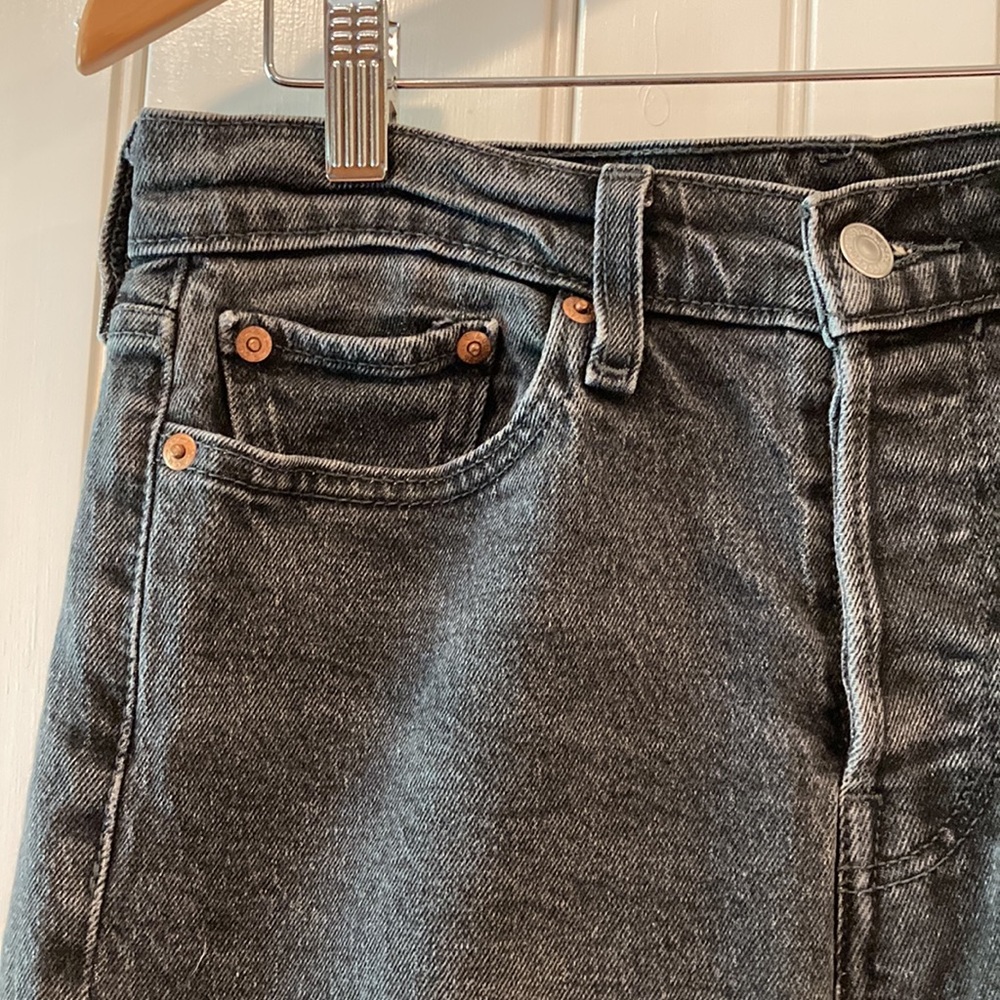 Levi’s black stonewashed jeans - size 29 - Picture 2 of 4